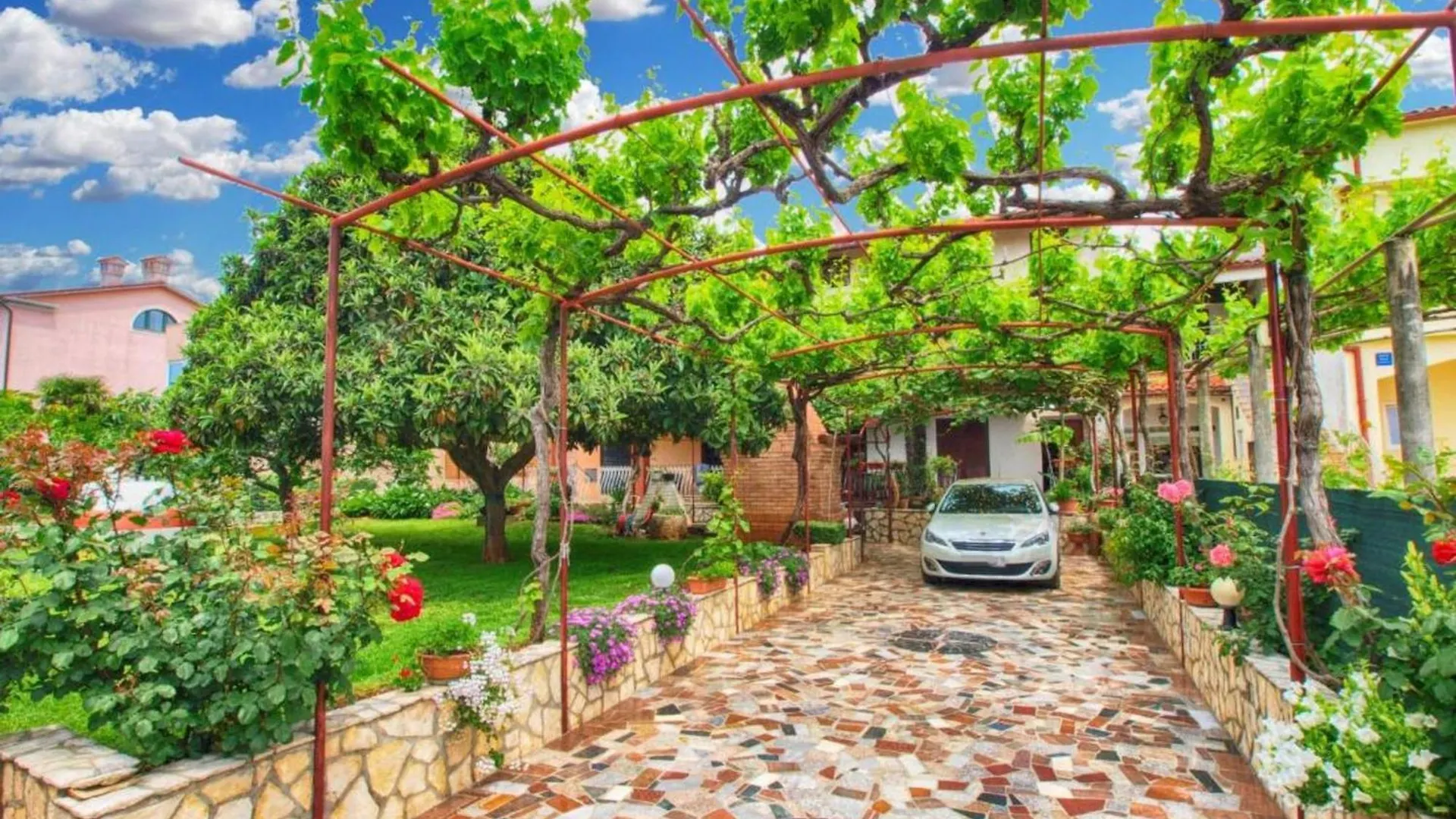 Appartamento Ground Floor Retreat With Bbq Rovigno 0*,  Croazia